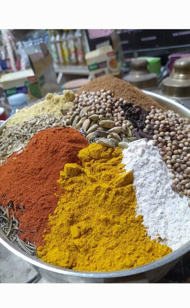 سبع بهارات بالحبهان